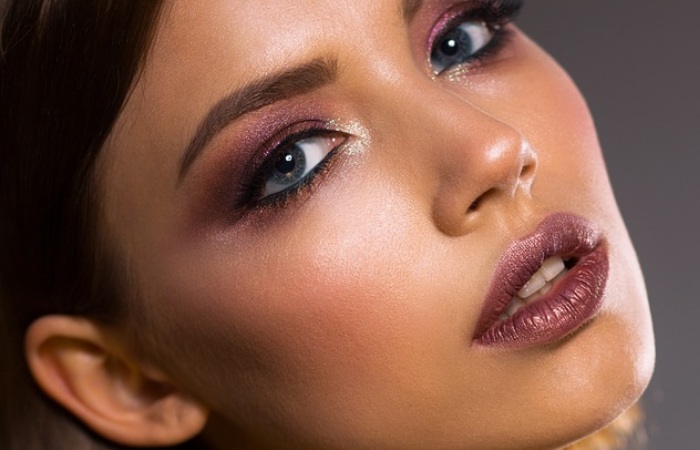 Glamorous and Dramatic Makeup