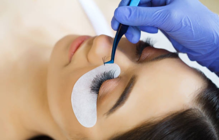 How to Choose the Right Eyelash Treatment