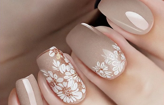 Light Brown Floral Nails